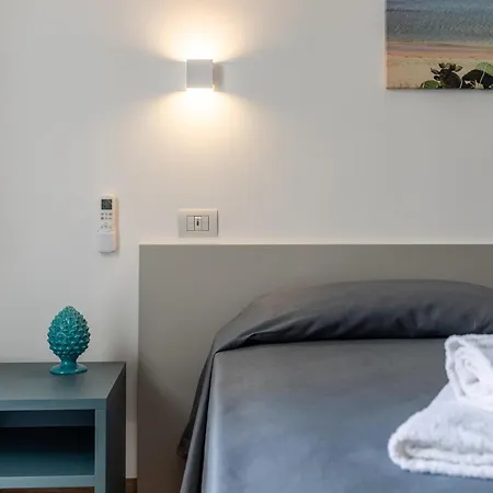 Frontemare Villa *