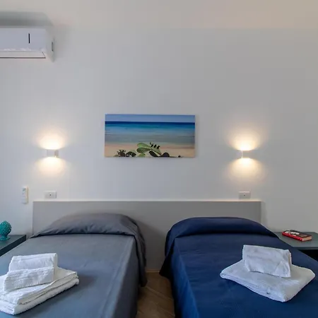 Frontemare Villa *